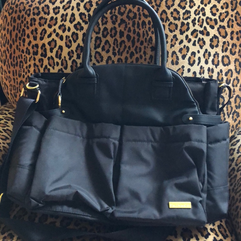 Skip Hop Chelsea Downtown Chic Diaper Satchel
